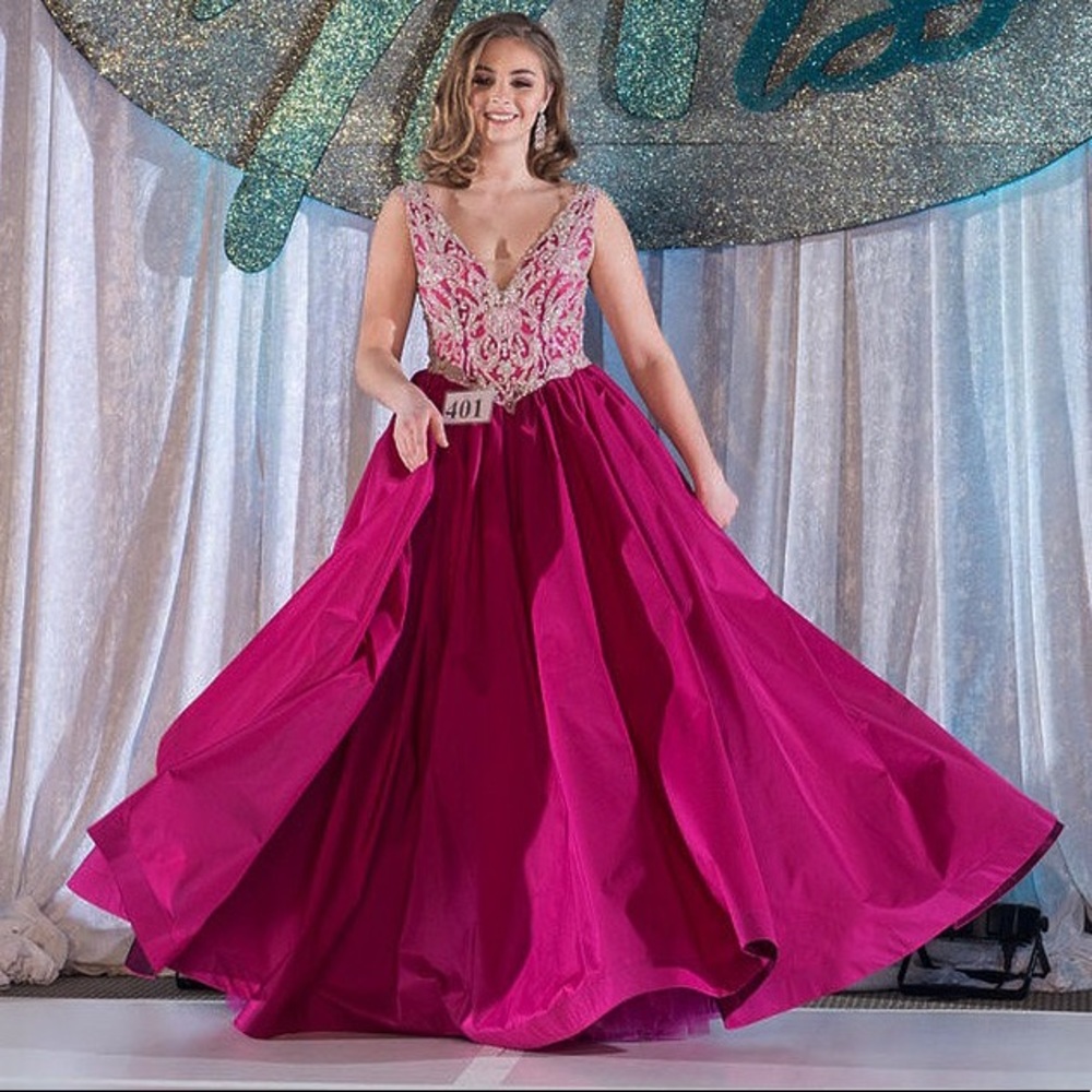 Magenta Tarik Ediz gown